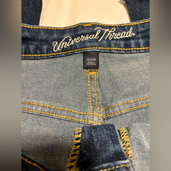 Universal Thread, high rise kick boot crop, patch like jeans, 12/31 - Picture 4 of 11